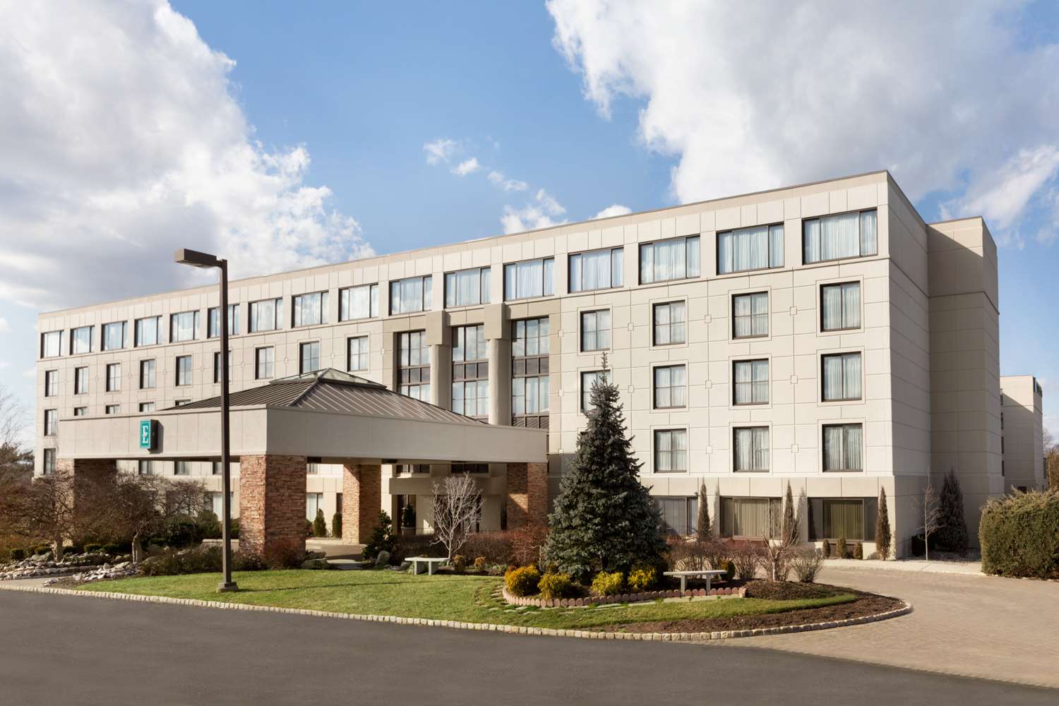 Embassy Suites by Hilton Piscataway Somerset 1