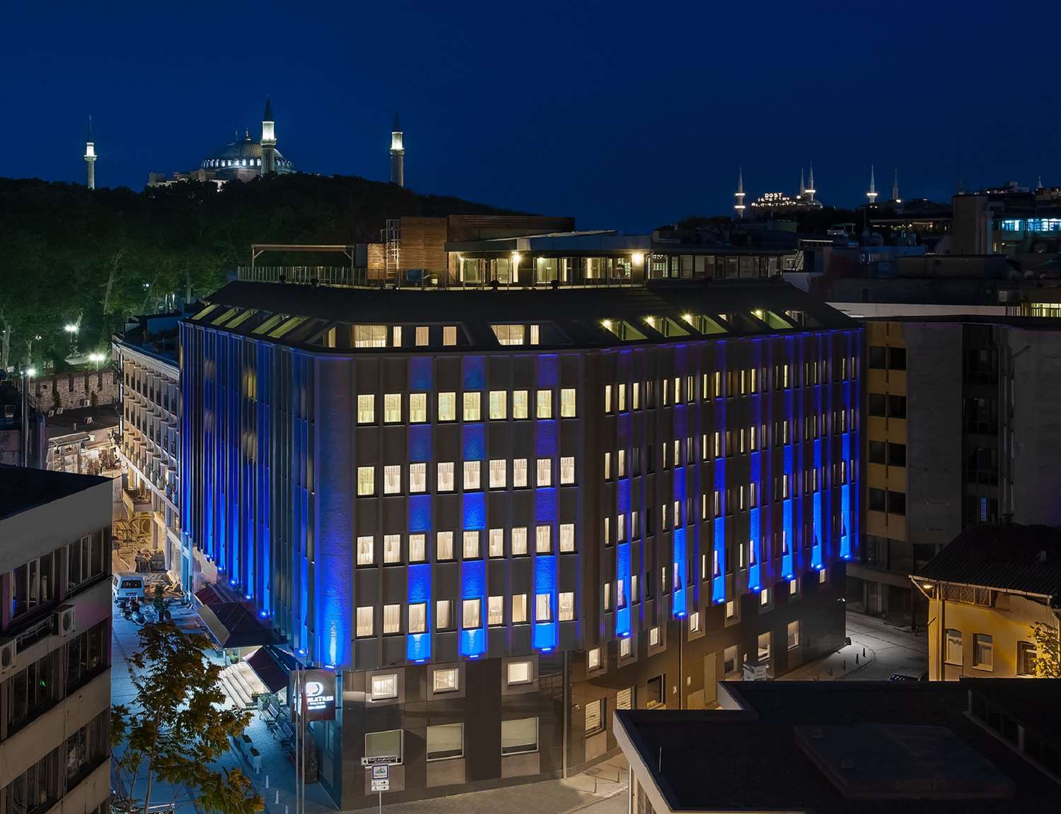DoubleTree by Hilton Istanbul - Sirkeci 1