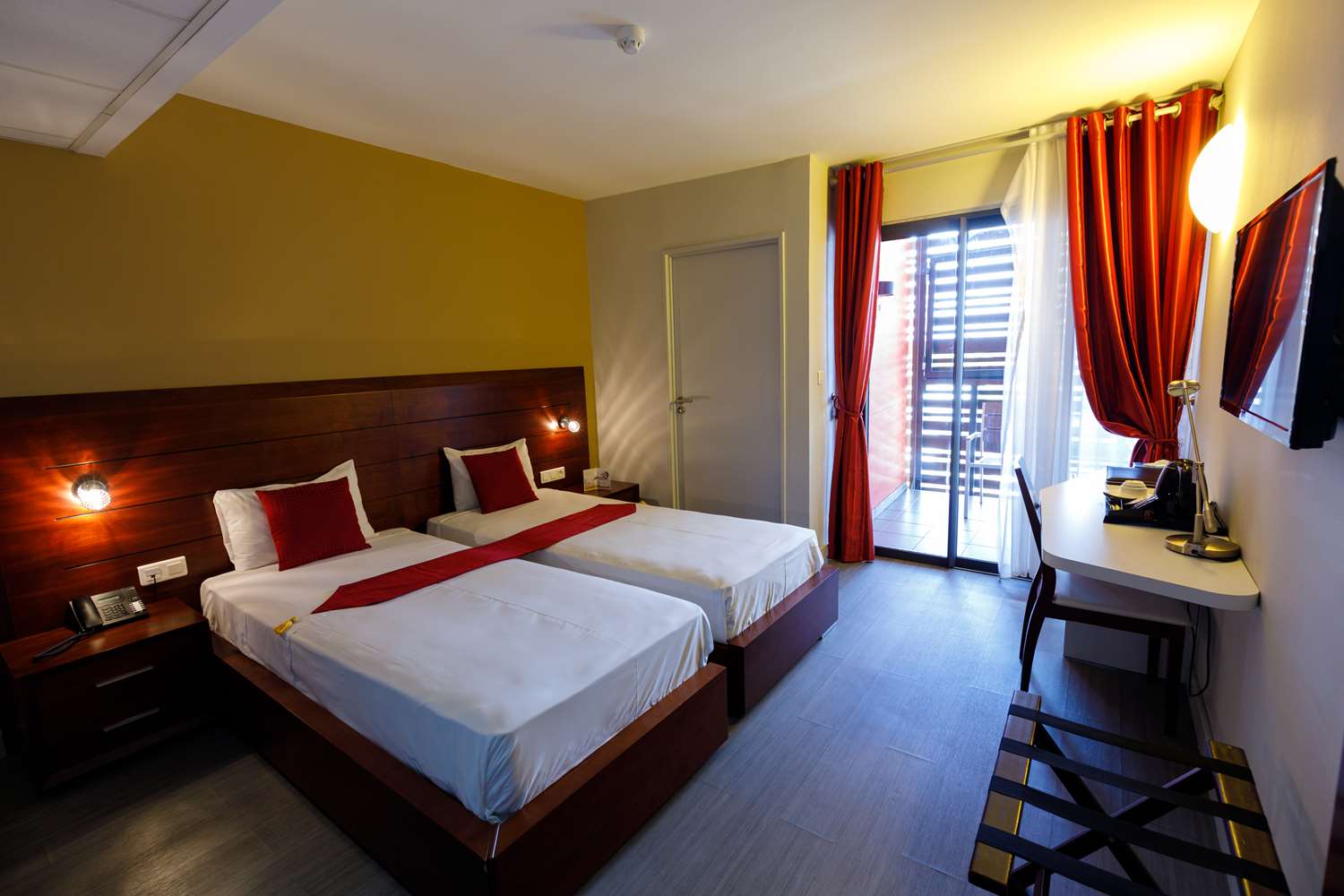 Estándar Habitación con Balcón