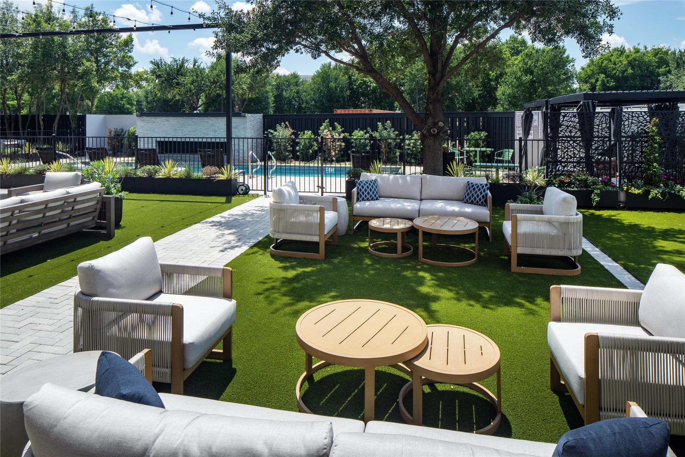 The Clara Hotel Plano, Tapestry Collection by Hilton 2