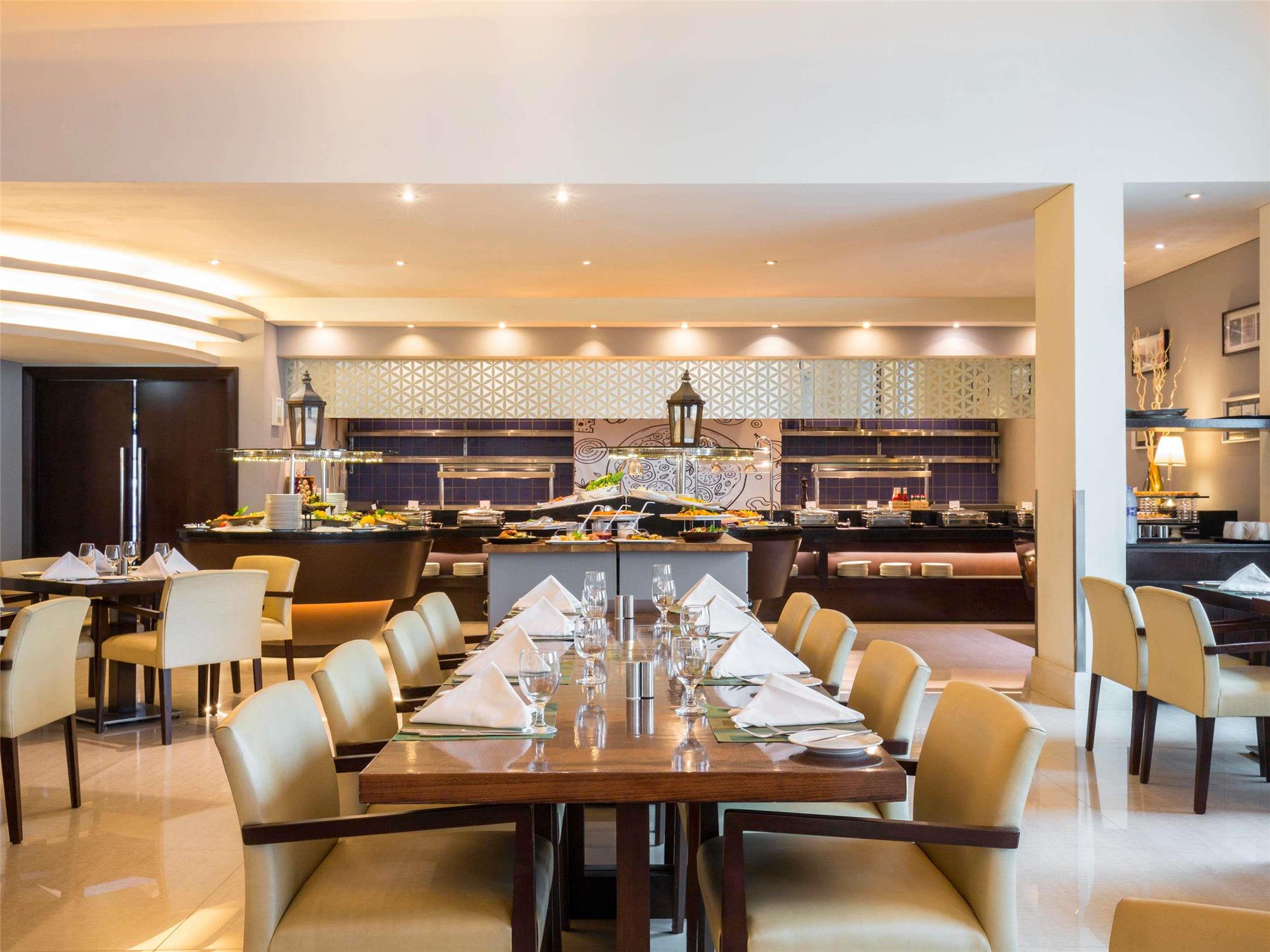 Novotel Deira Creekside Dubai 2