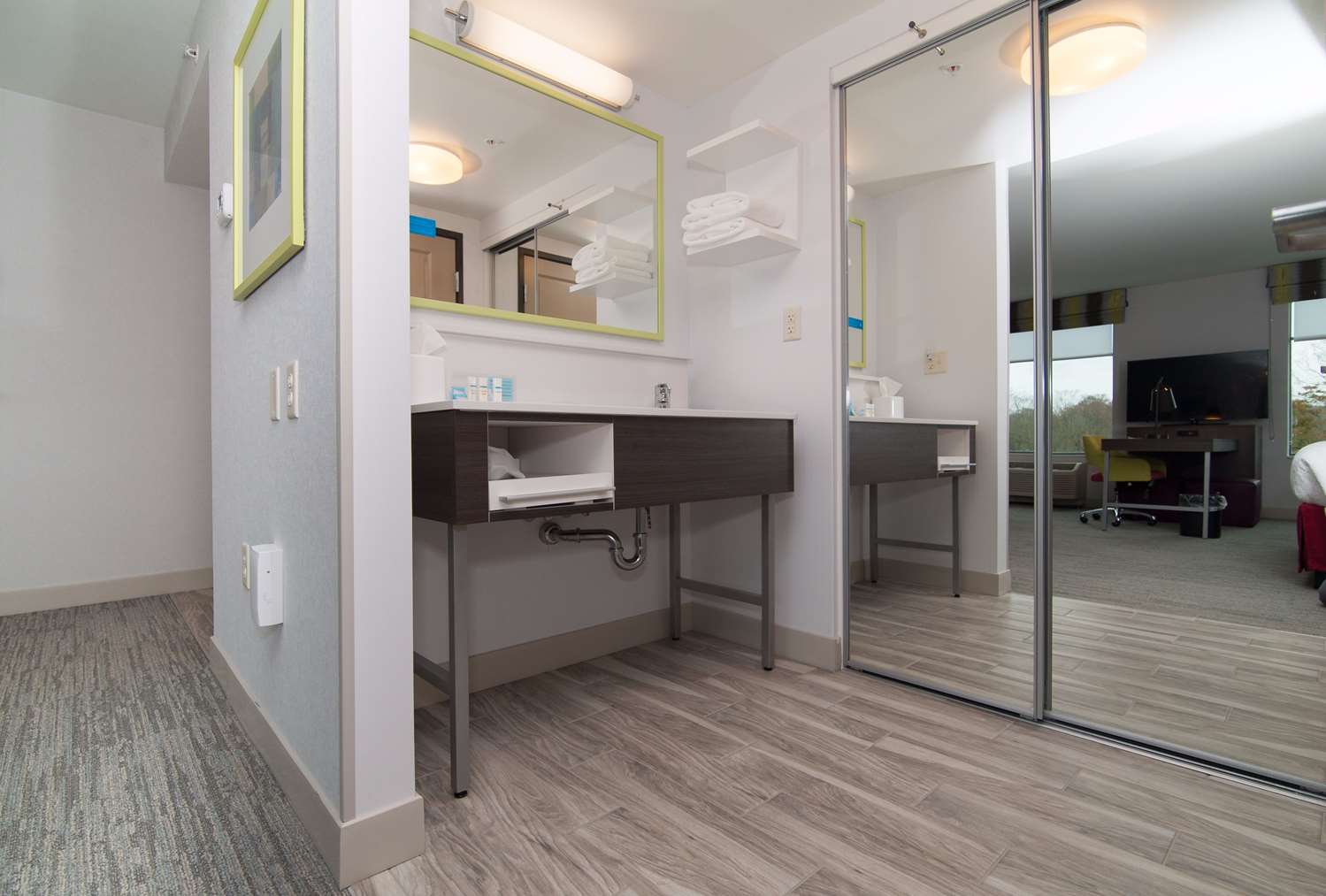 Non-smoking Studio Suite