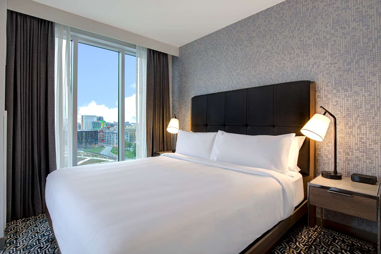 Homewood Suites By Hilton Montreal Downtown 1