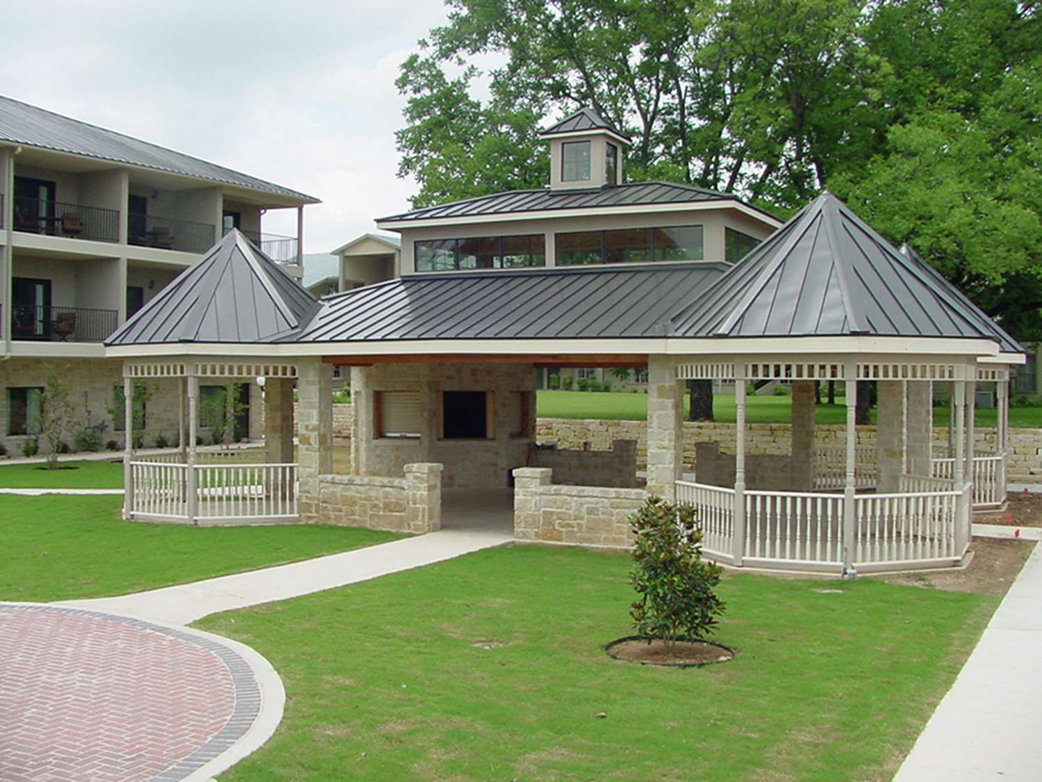 Hampton Inn & Suites Fredericksburg 2