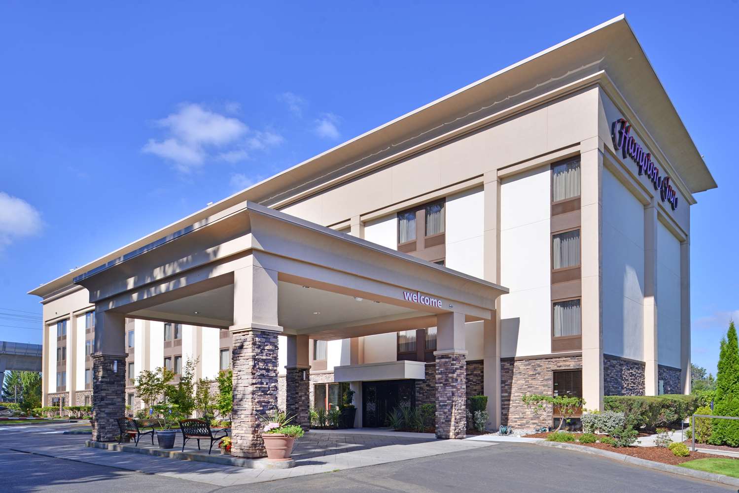 Hampton Inn Seattle-Airport 2