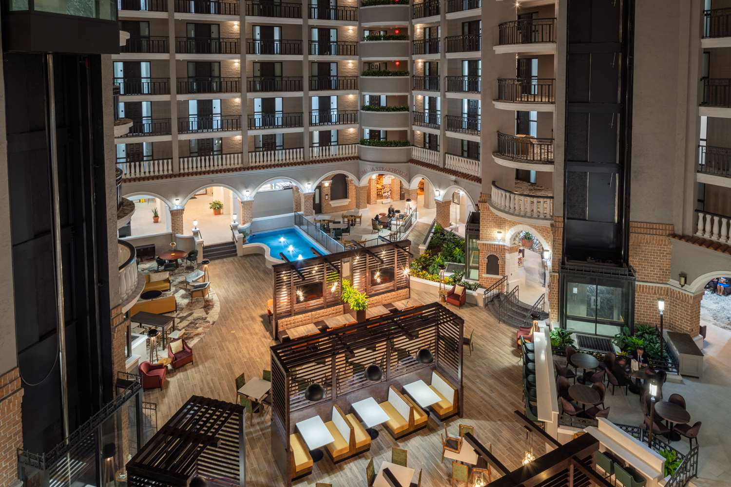 Embassy Suites by Hilton Orlando North 1