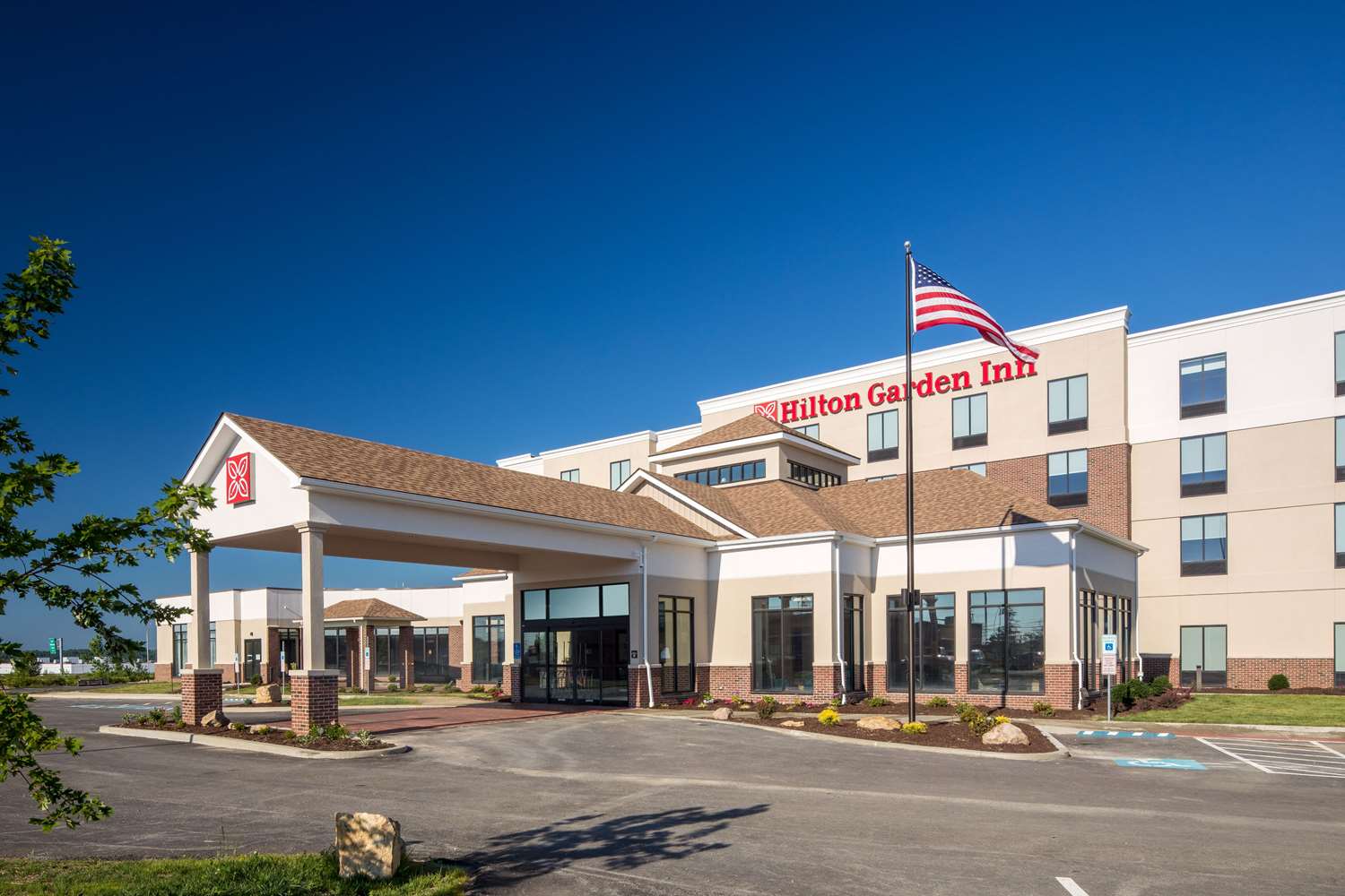 Hilton Garden Inn Pittsburgh Airport 1