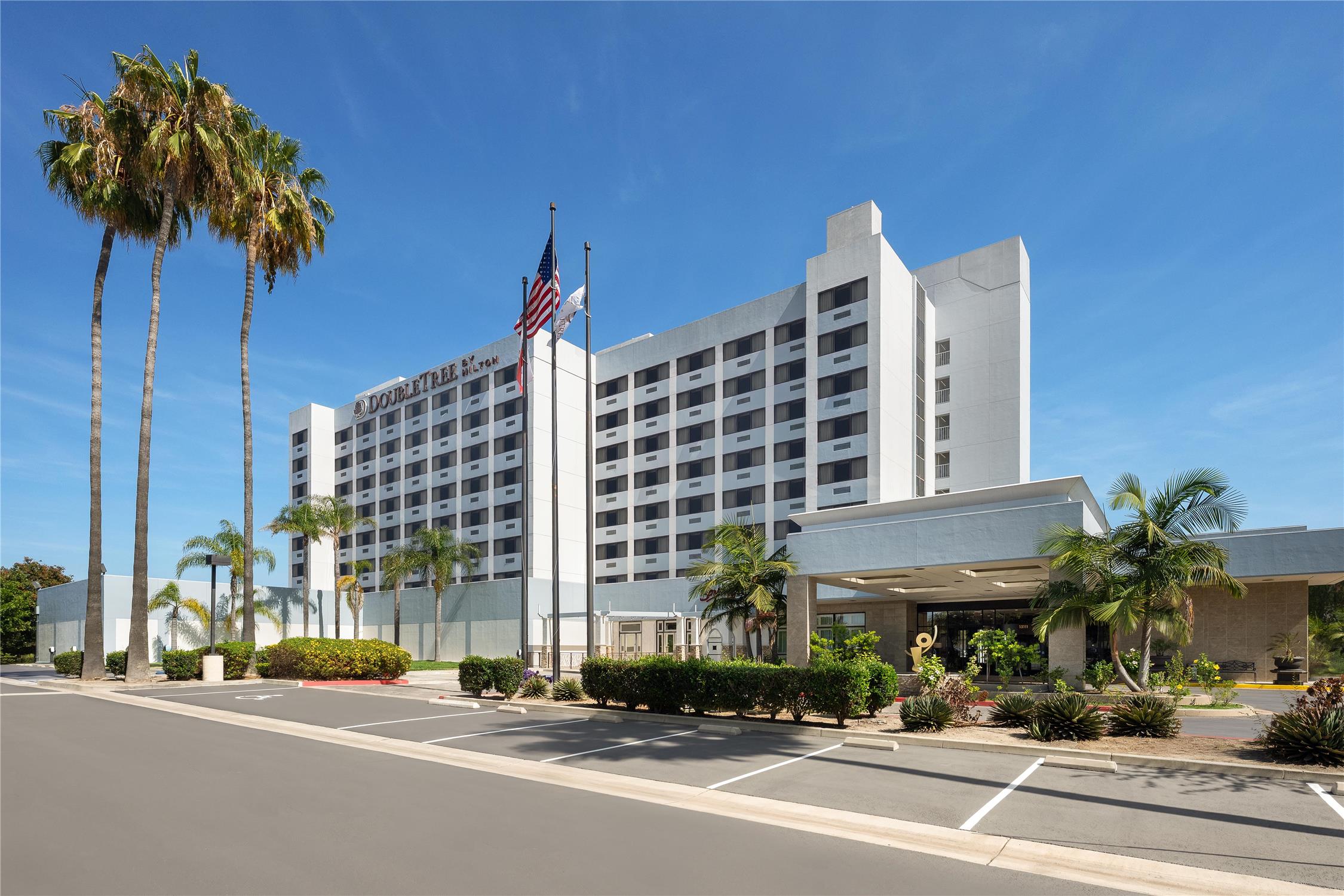 DoubleTree by Hilton Los Angeles - Norwalk 1