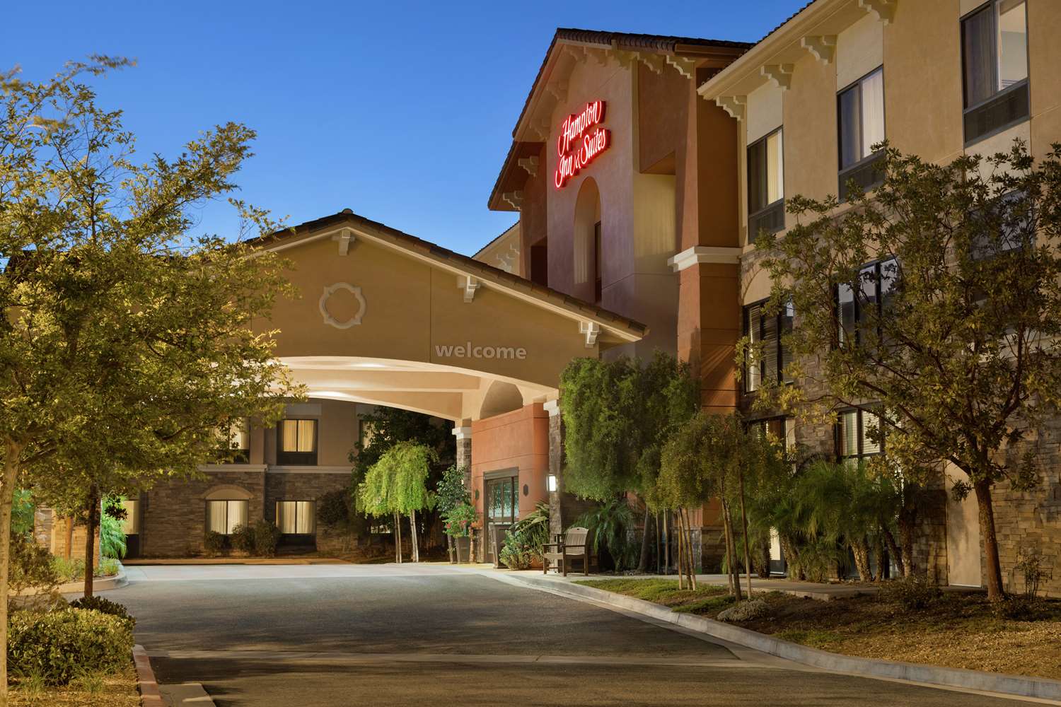 Hampton Inn & Suites Thousand Oaks 2