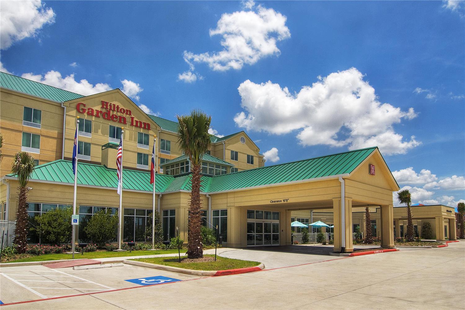 Hilton Garden Inn Houston-Pearland 1