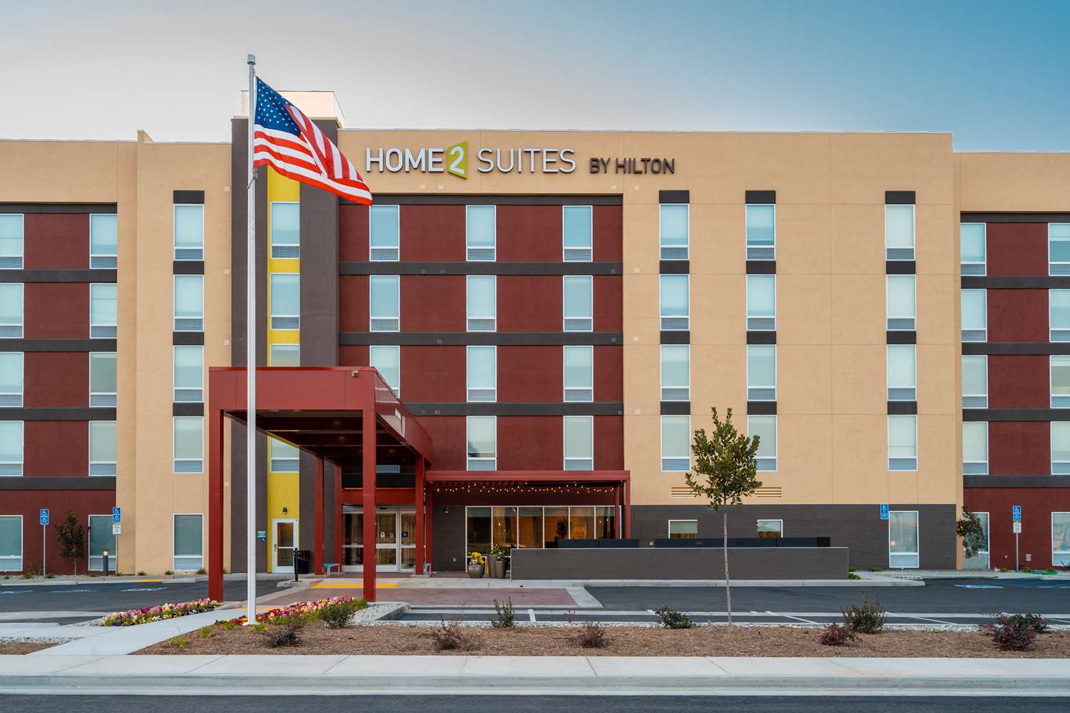 Home2 Suites Bakersfield 1