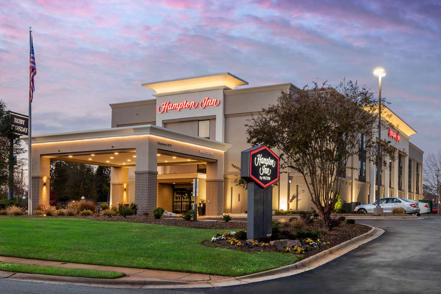 Hampton Inn Mebane 1