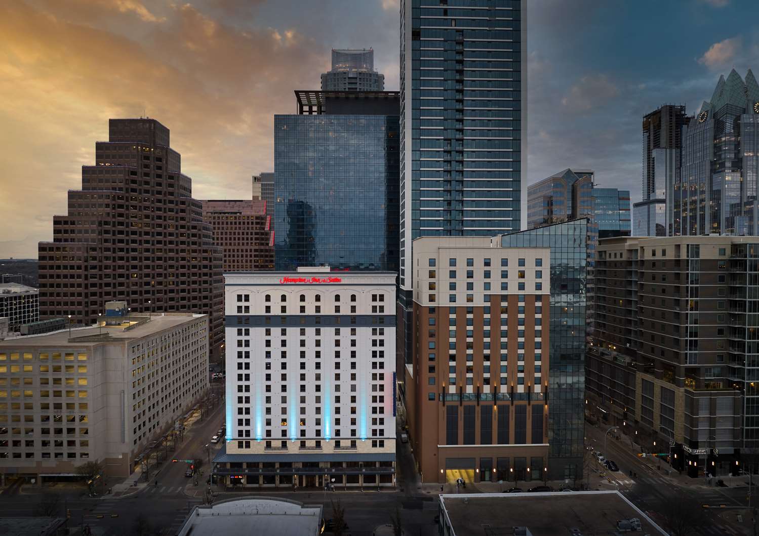 Hampton Inn & Suites Austin-Downtown/Convention Center, TX 2