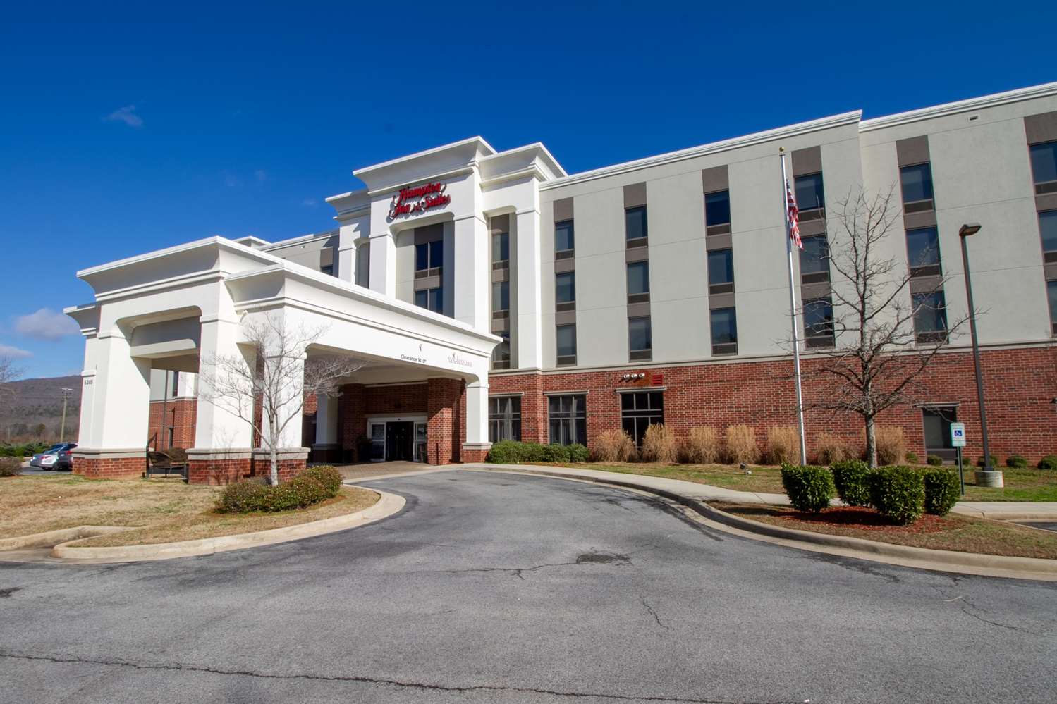 Hampton Inn & Suites Huntsville Hampton Cove 2
