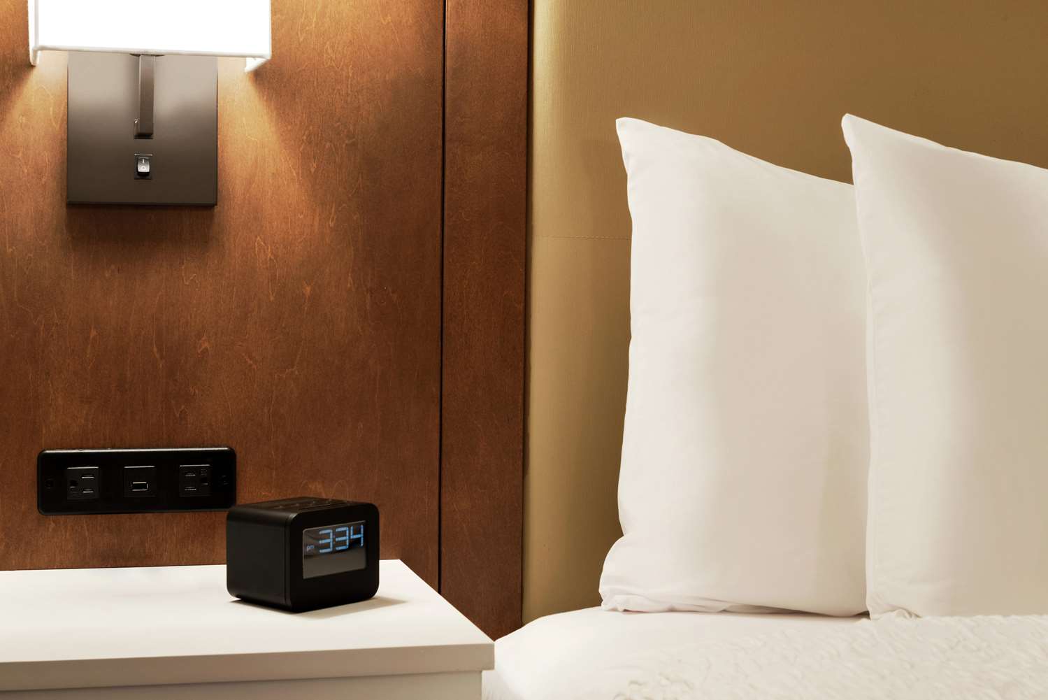 Deluxe Non-smoking Room