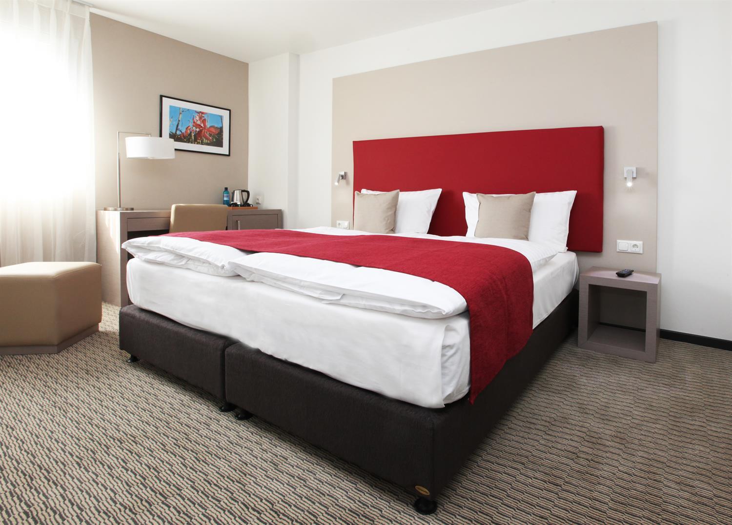 Golden Tulip Kassel Hotel Reiss 1