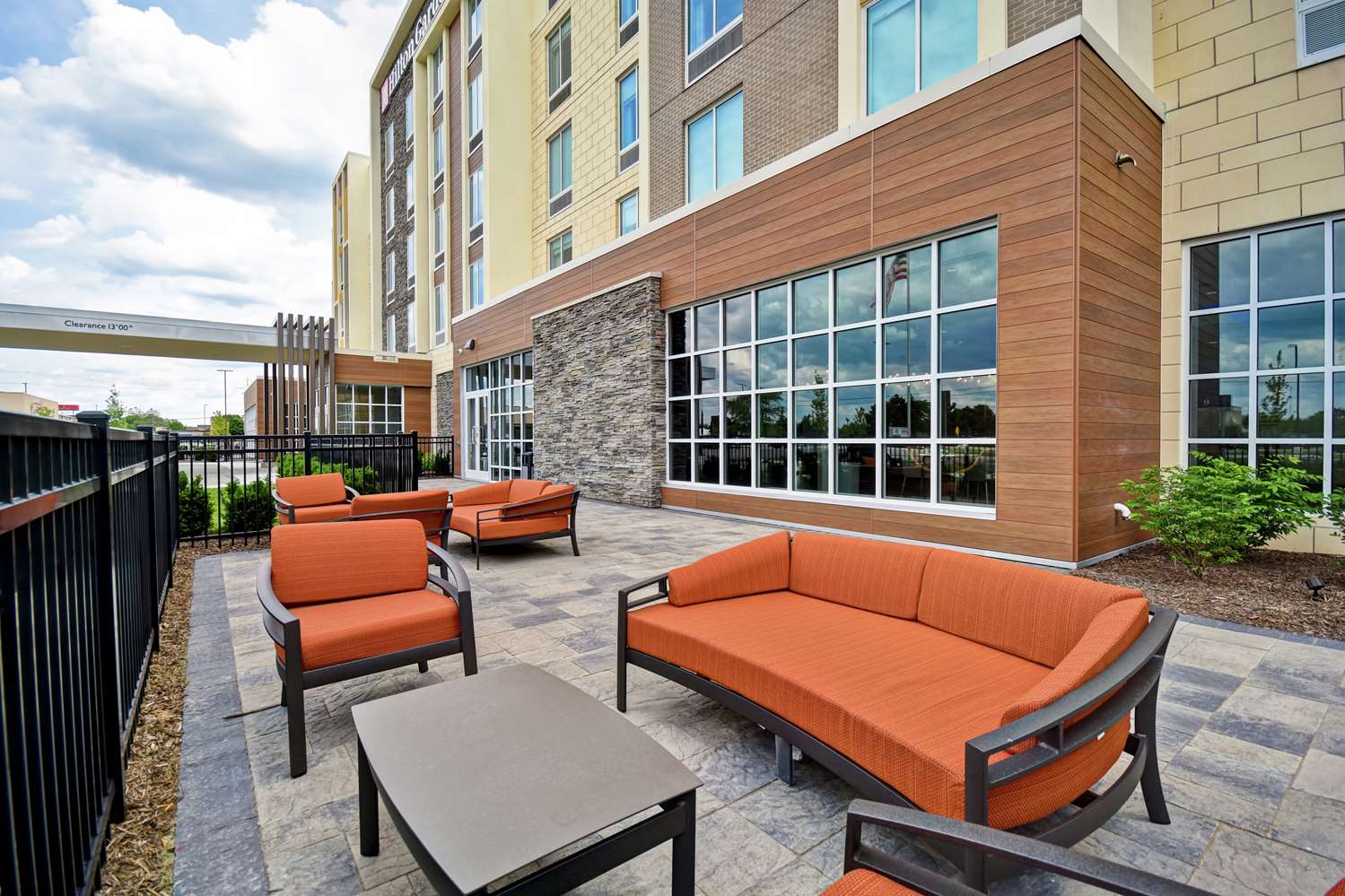 Hilton Garden Inn Lansing West 2