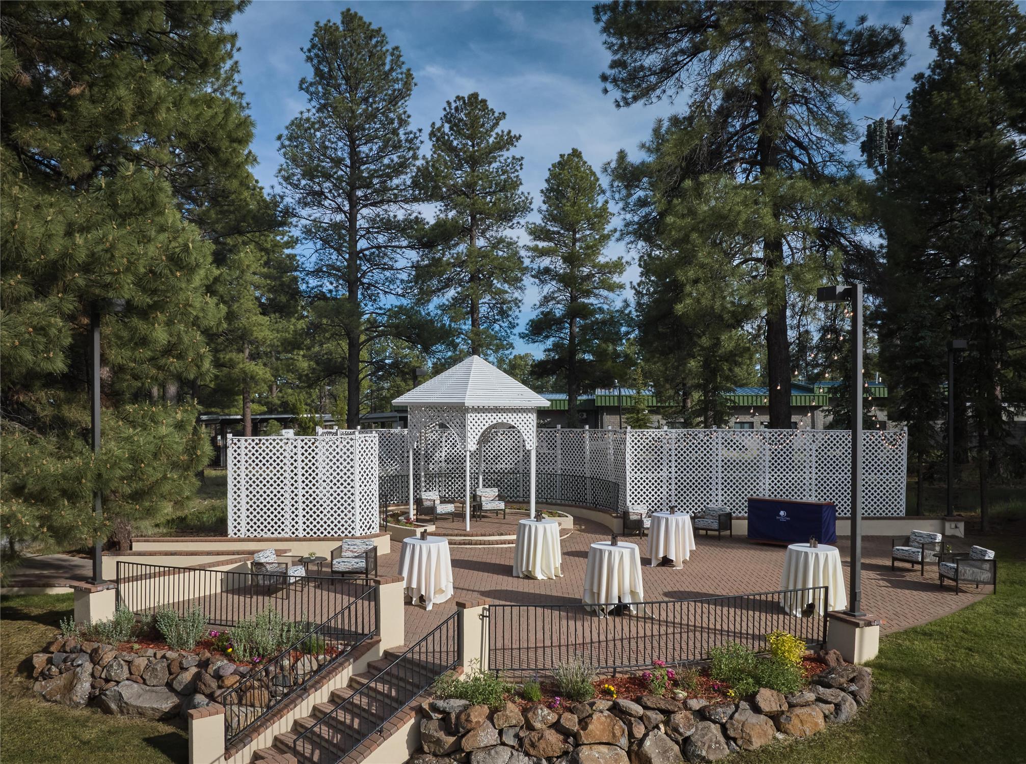 DoubleTree by Hilton Flagstaff 2