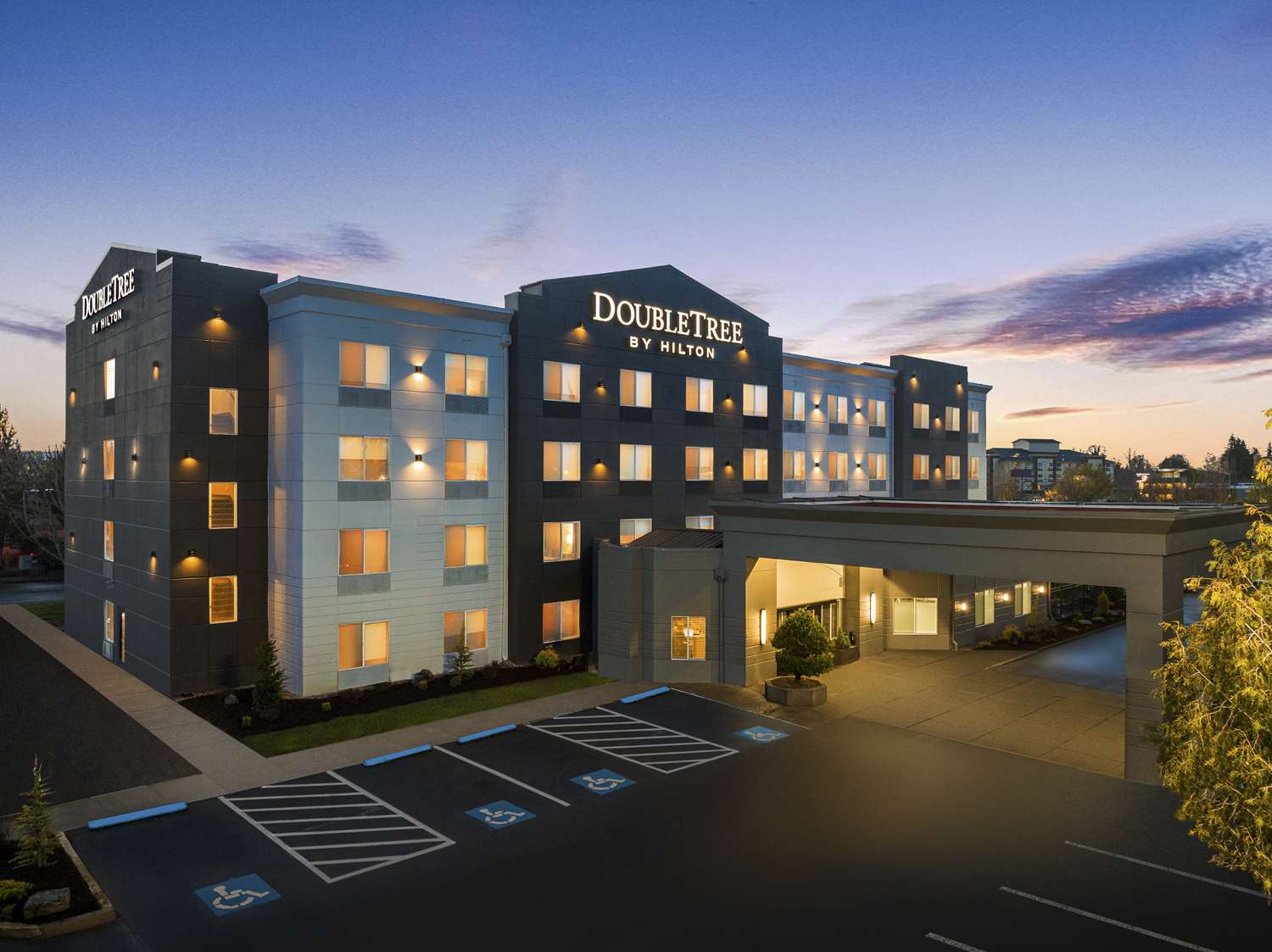 DoubleTree by Hilton Hotel Salem, Oregon 1