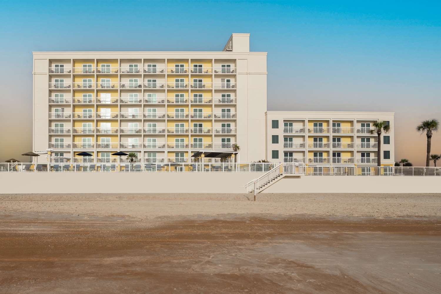 Hilton Garden Inn Daytona Beach Oceanfront 2