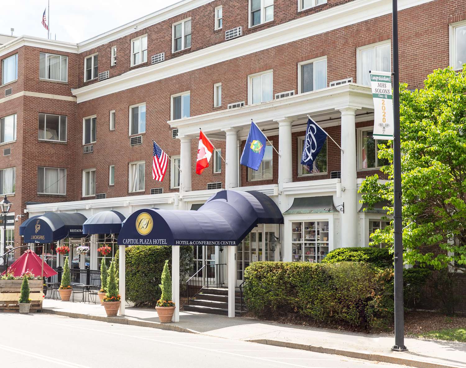Capitol Plaza Hotel Montpelier Tapestry Collection by Hilton 1