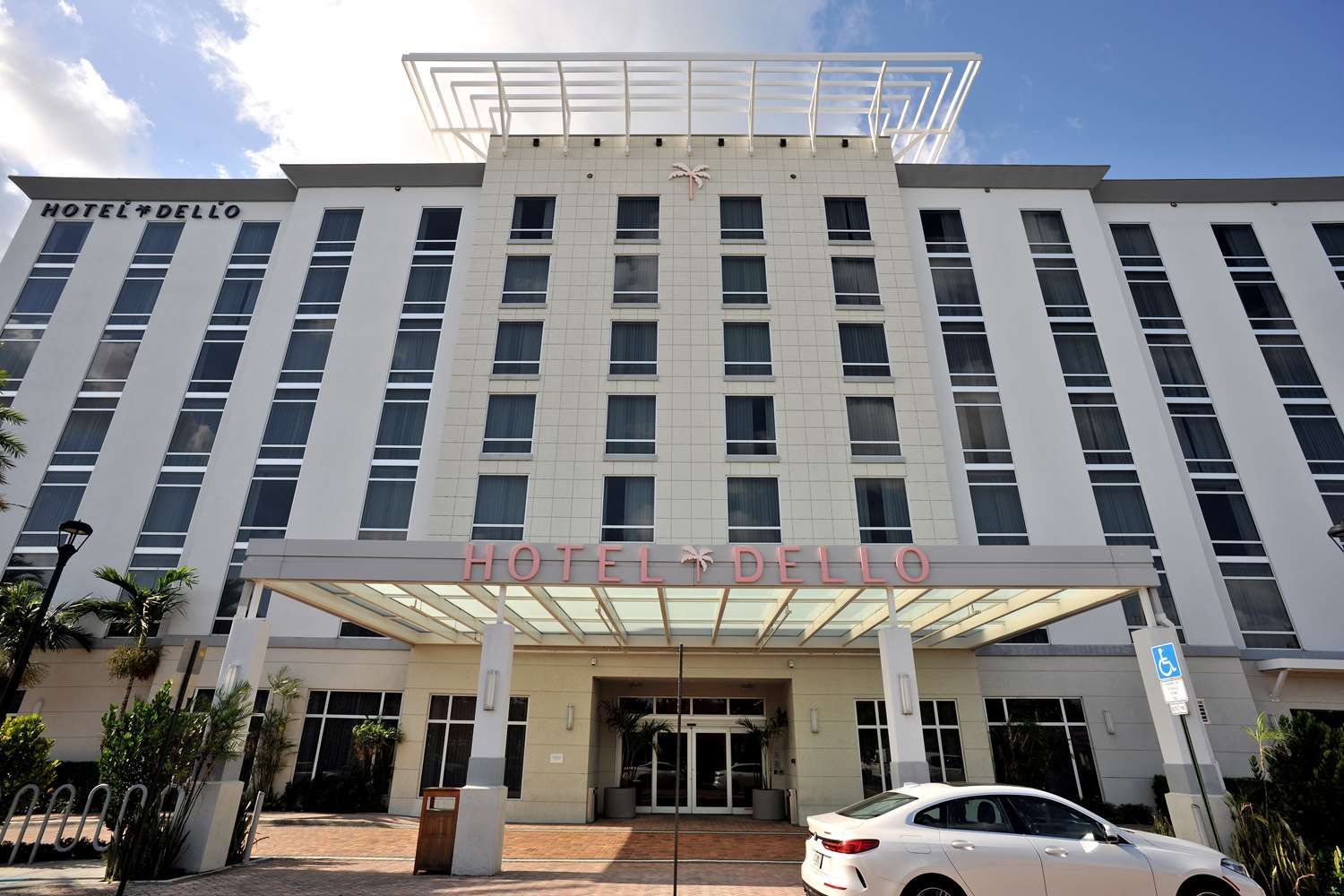 Hotel Dello Ft Lauderdale Airport, Tapestry Collection by Hilton 2