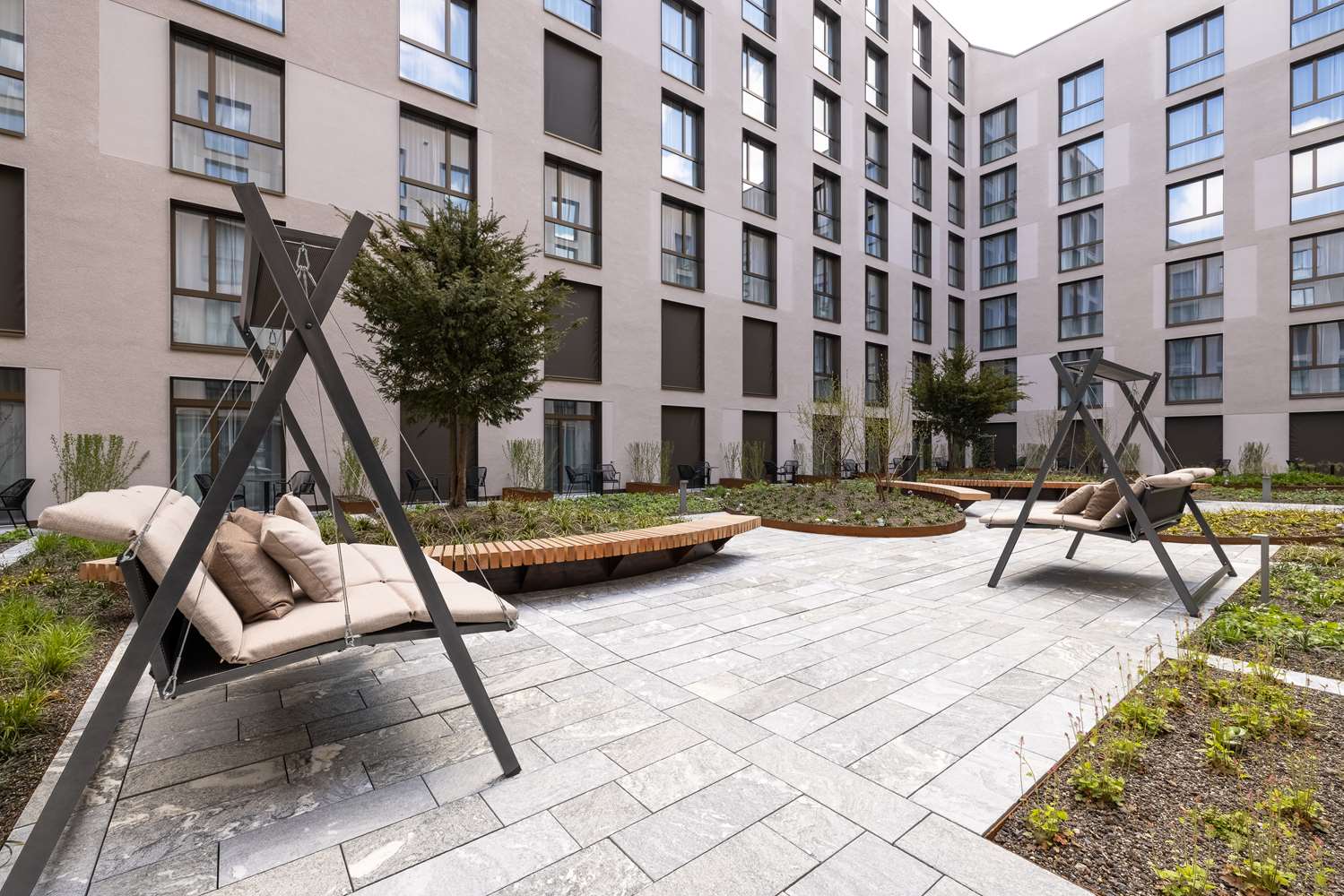 Radisson Hotel & Suites Zurich 2