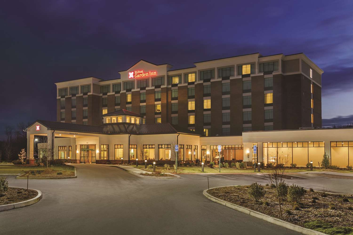 Hilton Garden Inn Wallingford/Meriden 2