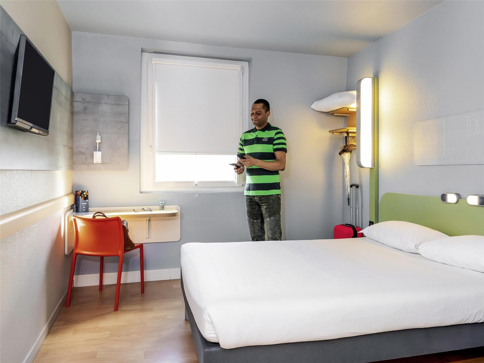 Double - Room with a Large bed for 2 people