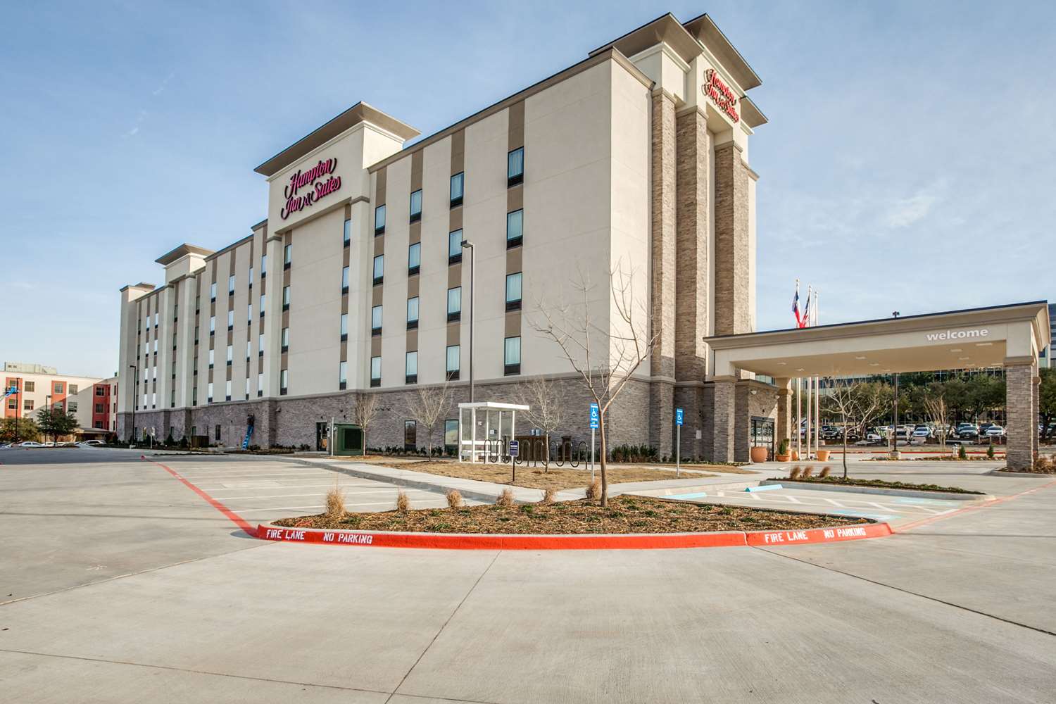 Hampton Inn & Suites Dallas-Central Expy/North Park Area 2