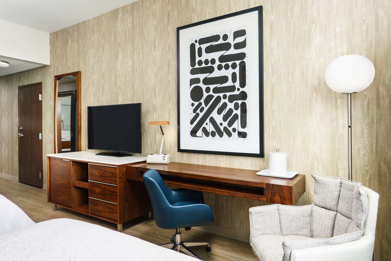 Queen Room