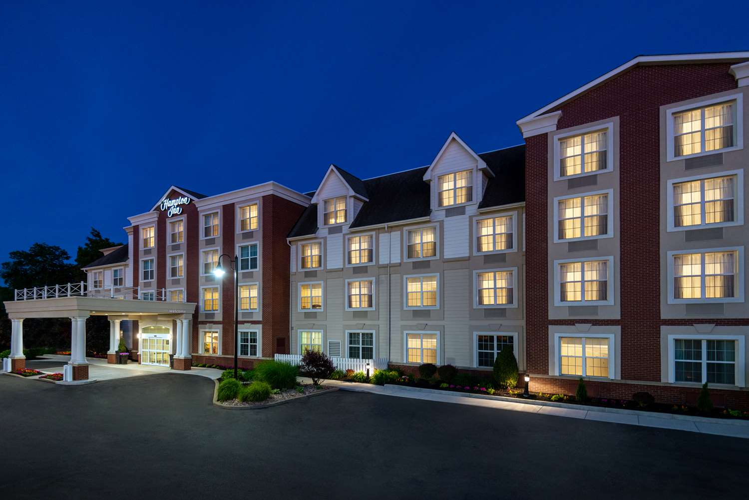 Hampton Inn Buffalo-Williamsville 2