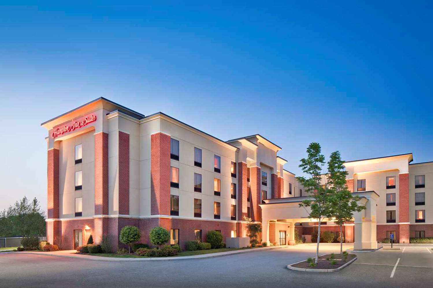 Hampton Inn & Suites Providence/Smithfield 1