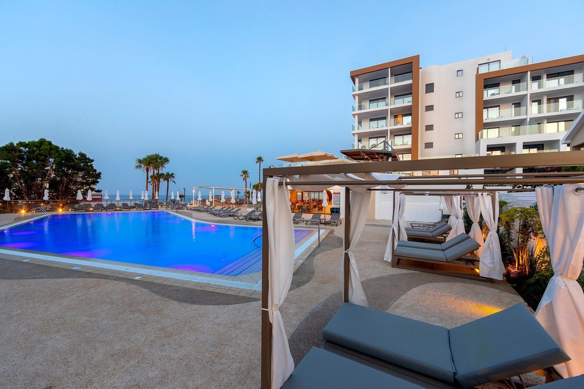 Leonardo Crystal Cove Hotel & Spa – Adults only 2