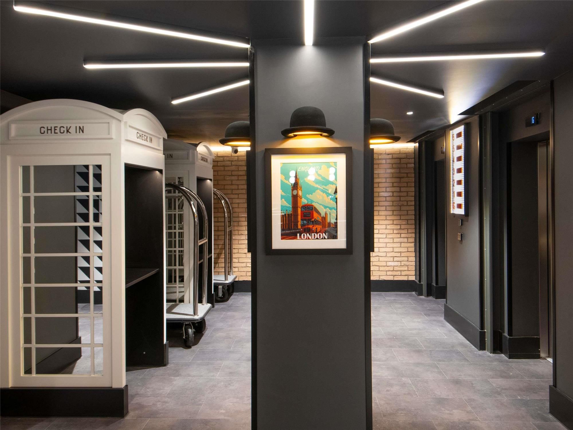 ibis Styles London Gatwick Airport 2