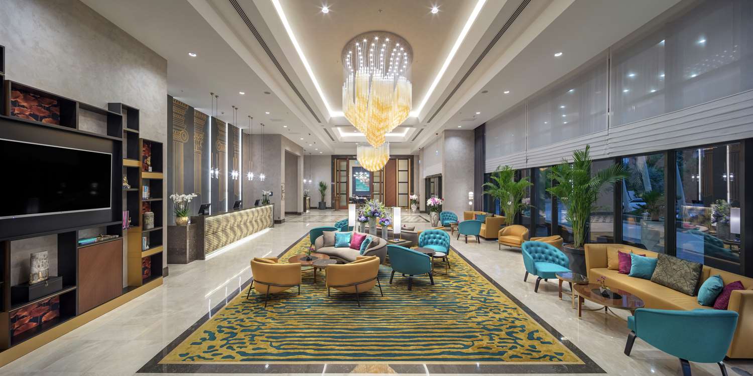 Doubletree By Hilton Antalya City Centre 2