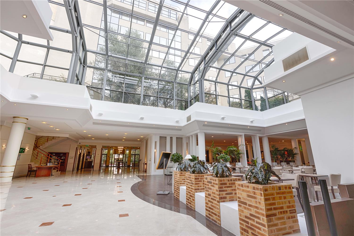 Occidental Paris Levallois 2