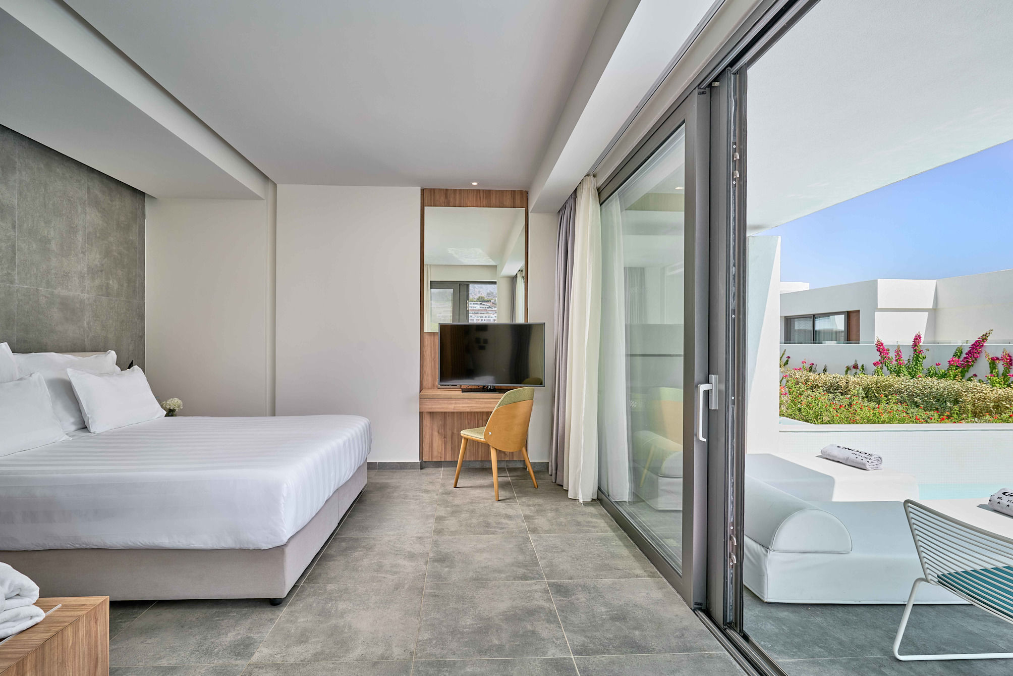 Deluxe Junior Suite with Garden View and Private Pool