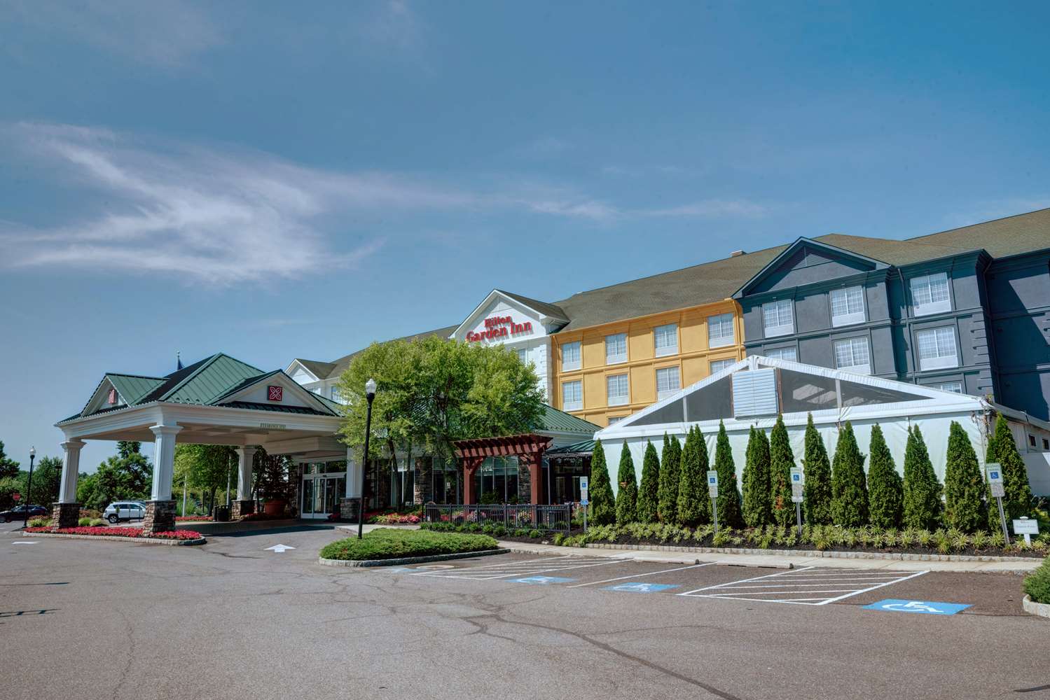 Hilton Garden Inn Hamilton 2