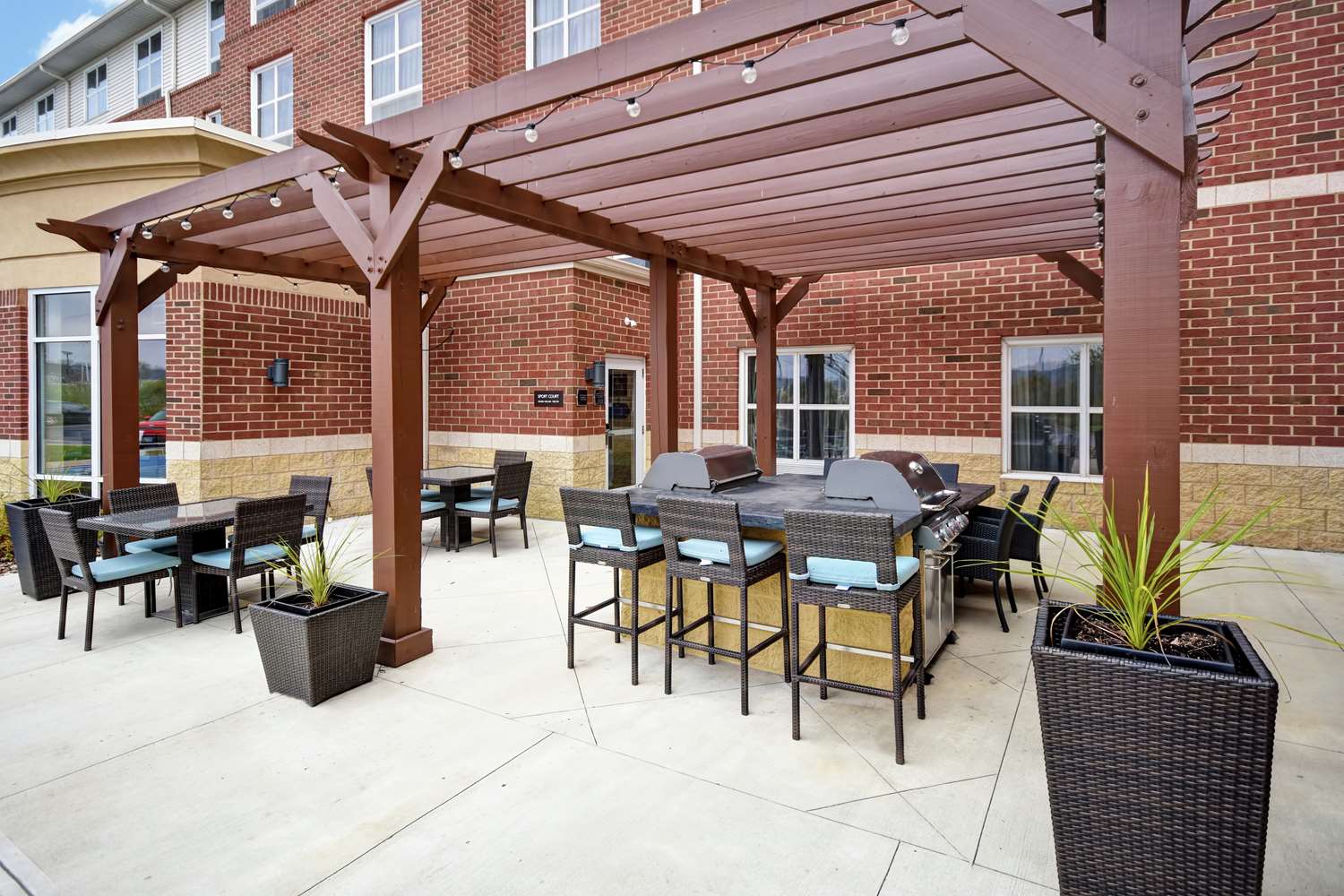 Homewood Suites by Hilton Cincinnati-Milford 2