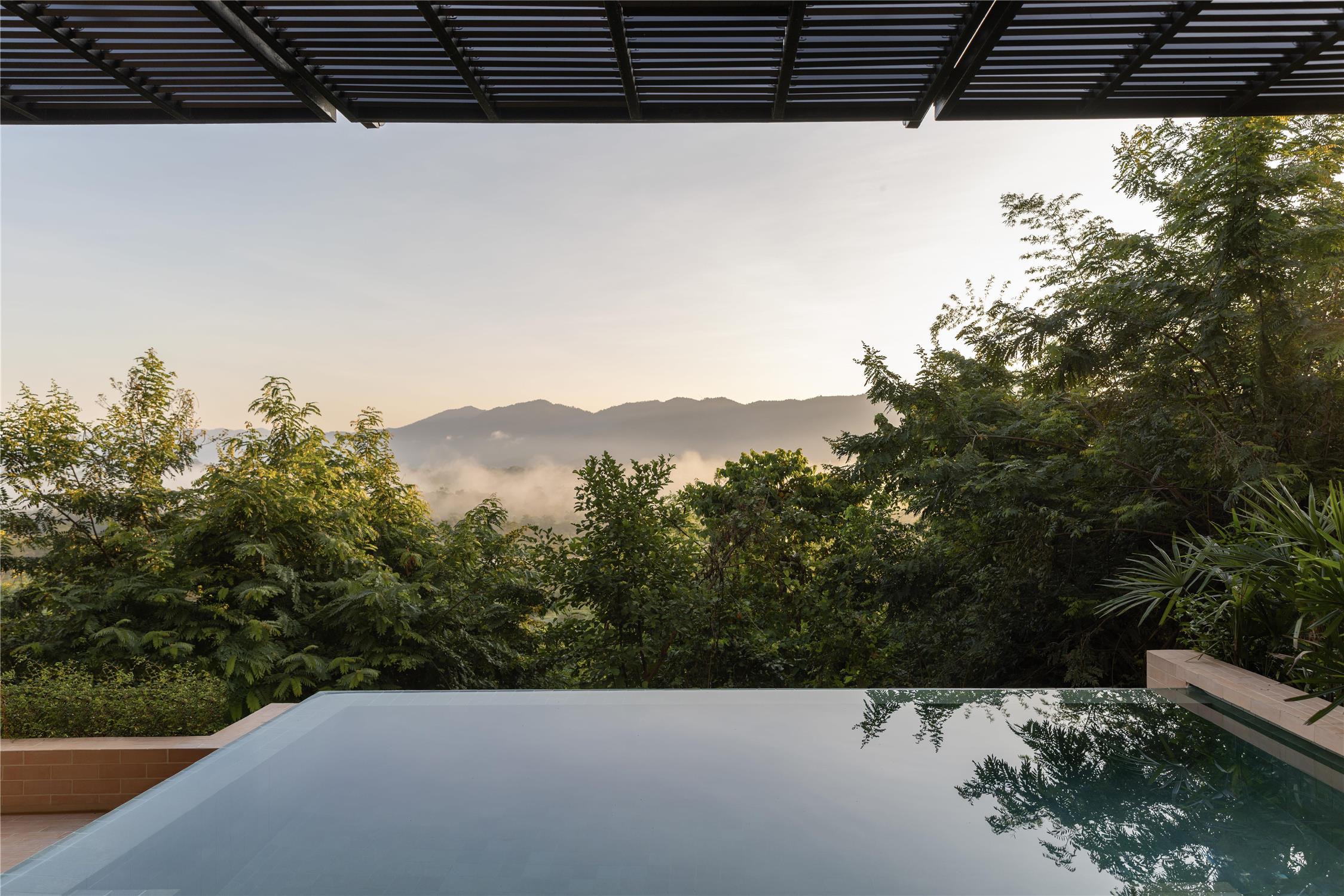Anantara Golden Triangle Elephant Camp & Resort 2