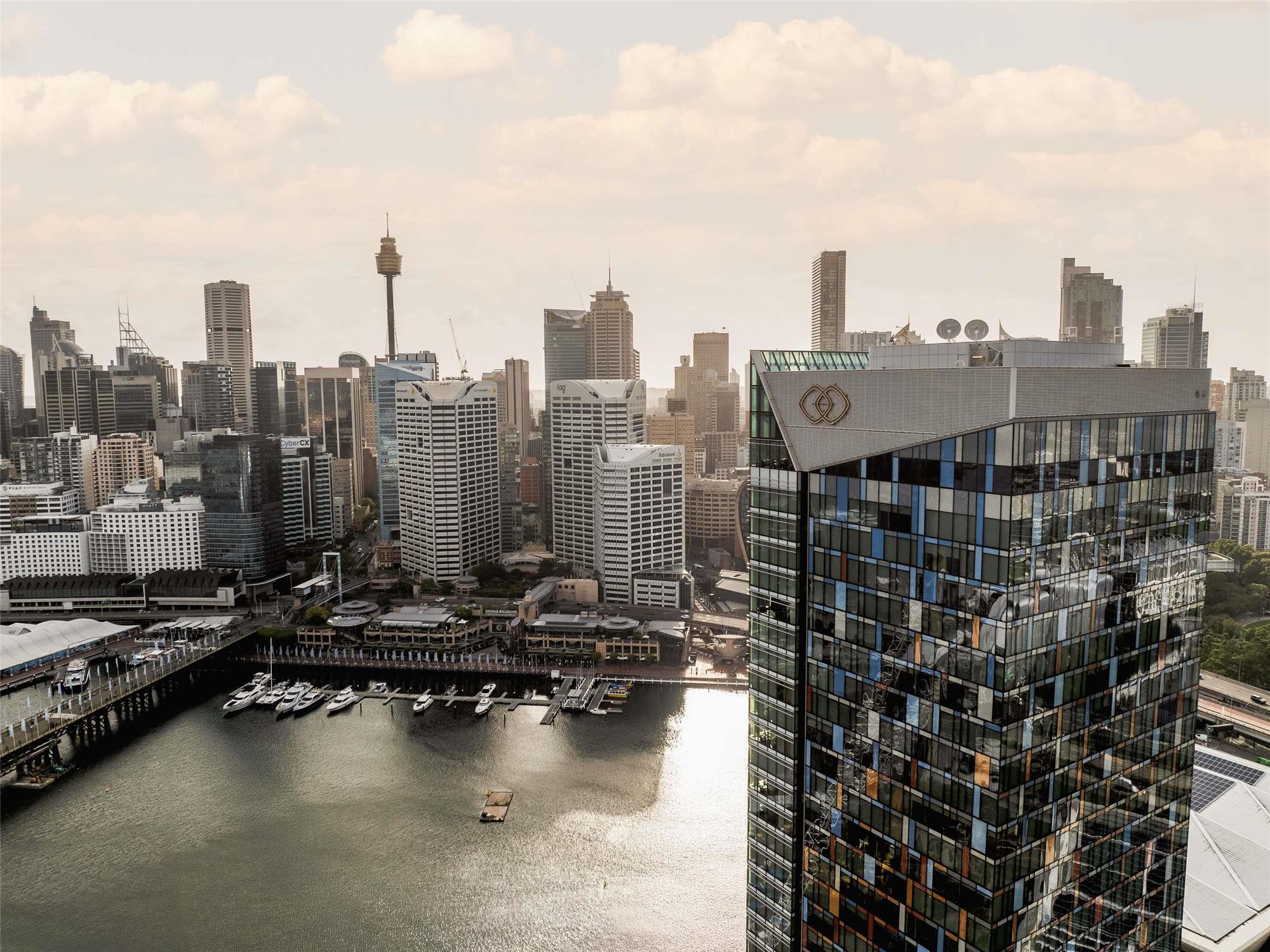 Sofitel Sydney Darling Harbour 1