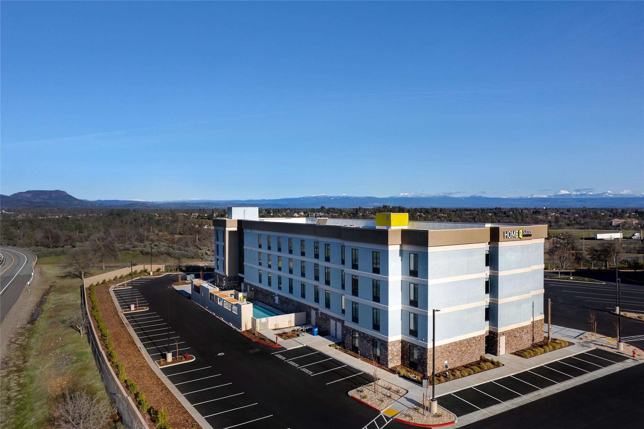 Home2 Suites By Hilton Redding 2