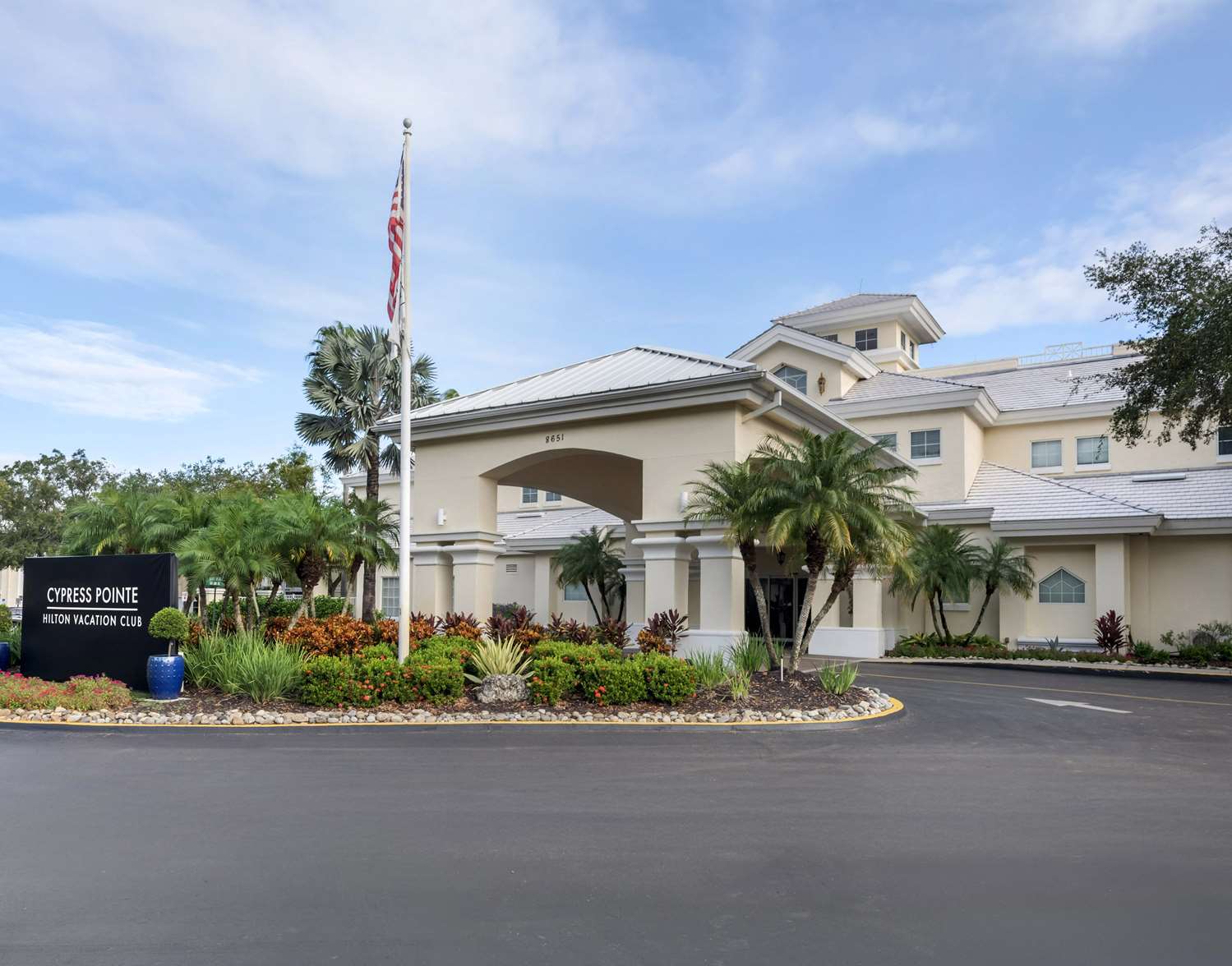 Hilton Vacation Club Cypress Pointe Orlando 1
