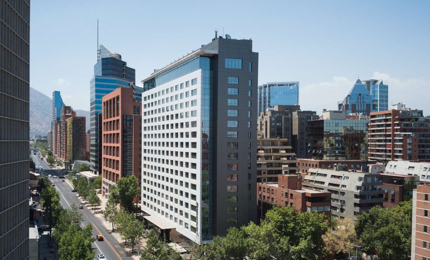 DoubleTree by Hilton Santiago - Vitacura 1