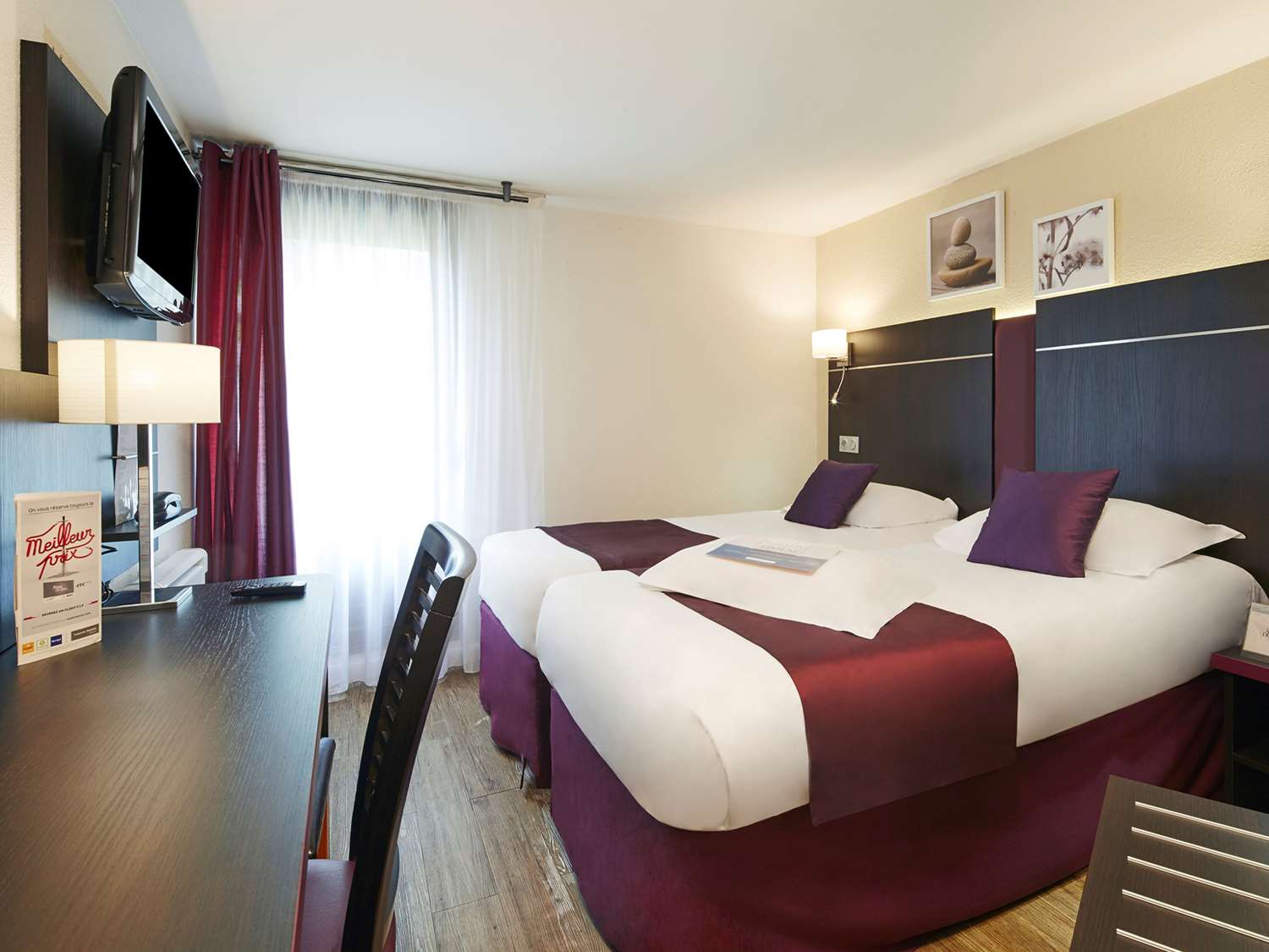 Kyriad Hotel Meaux 1