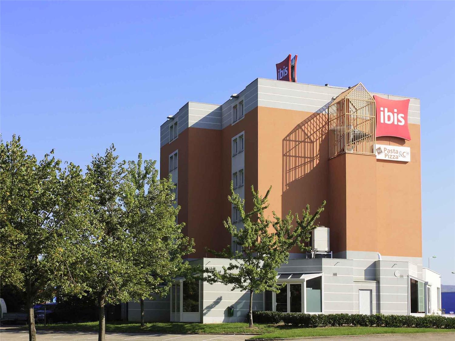 IBIS Lyon Sud Chasse Sur Rhône 1