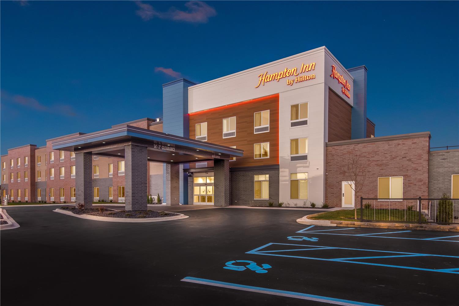 Hampton Inn St Ignace Lakefront Mackinac 2