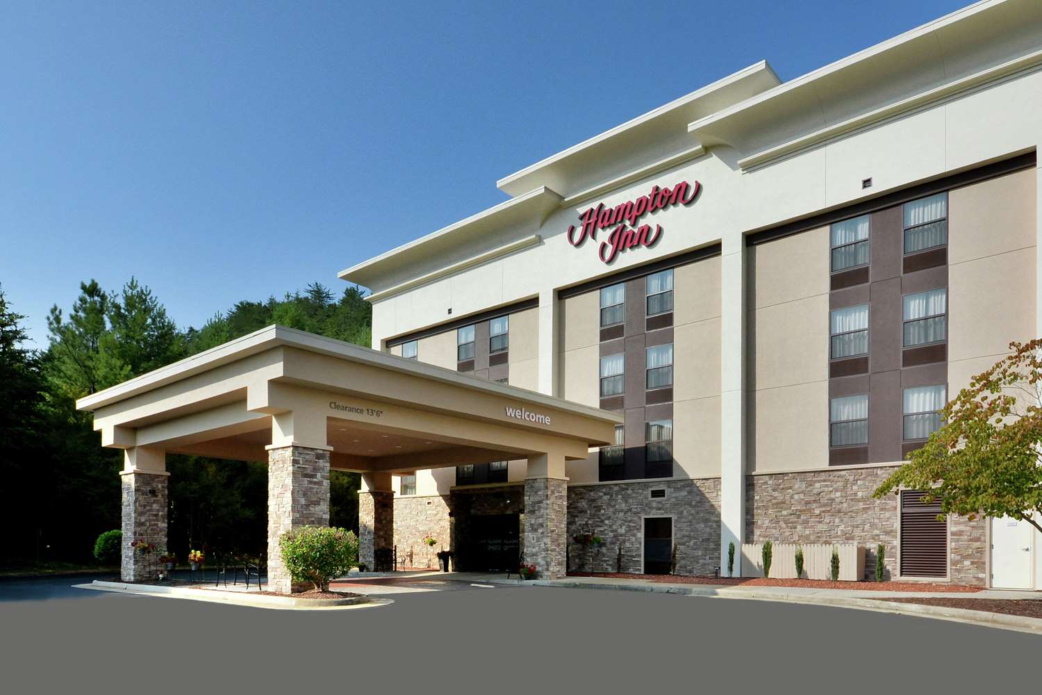 Hampton Inn Martinsville 2