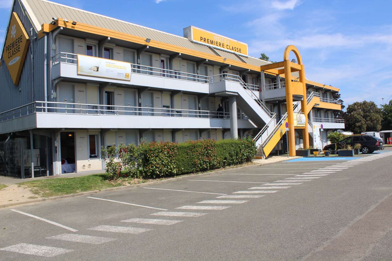 Premiere Classe Saint Quentin En Yvelines - Elancourt 1